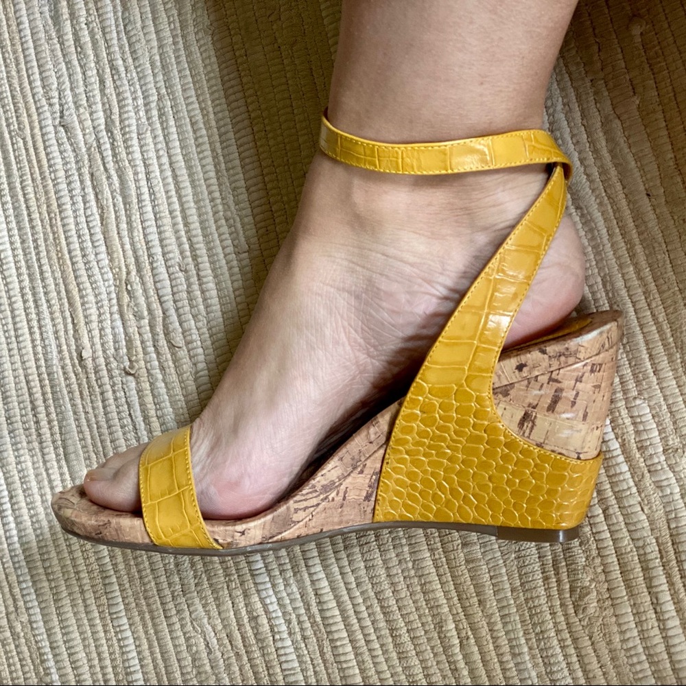 Cork Sandals - Picture 8 of 8